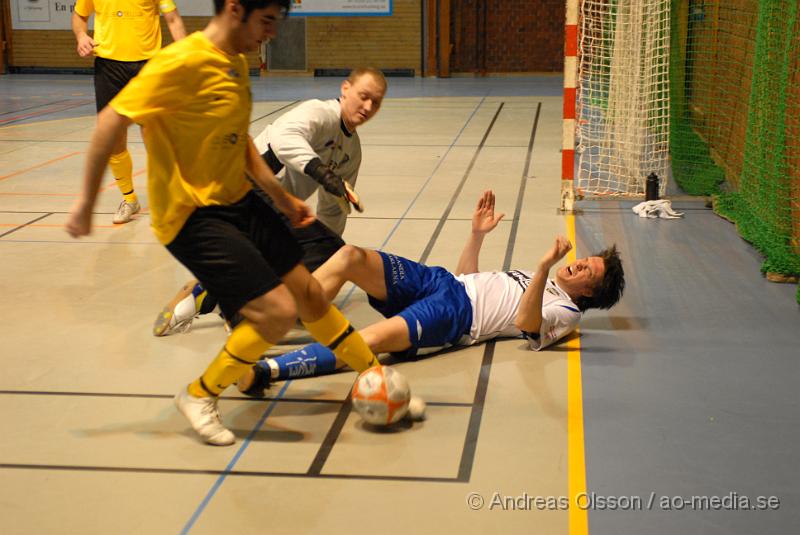 DSC_0045.JPG - Under söndagen spelades den årliga  Näsbycupen i Nyköpings sporthall. 8 herrlag från Nyköping var med och spelade i cupen. Segrarna av Näsbycupen blev  Blev IK Tun. Ett stort grattis till dem!IFK Nyköping - Sjösa