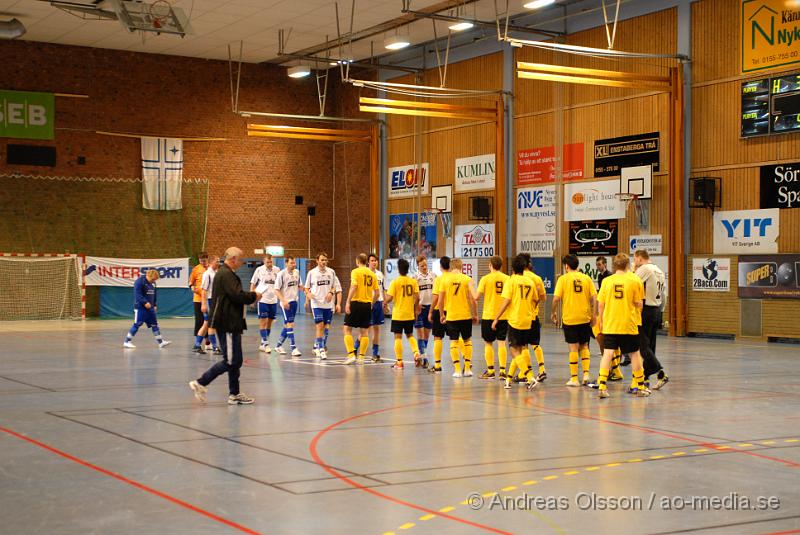 DSC_0058.JPG - Under söndagen spelades den årliga  Näsbycupen i Nyköpings sporthall. 8 herrlag från Nyköping var med och spelade i cupen. Segrarna av Näsbycupen blev  Blev IK Tun. Ett stort grattis till dem!IFK Nyköping - Sjösa