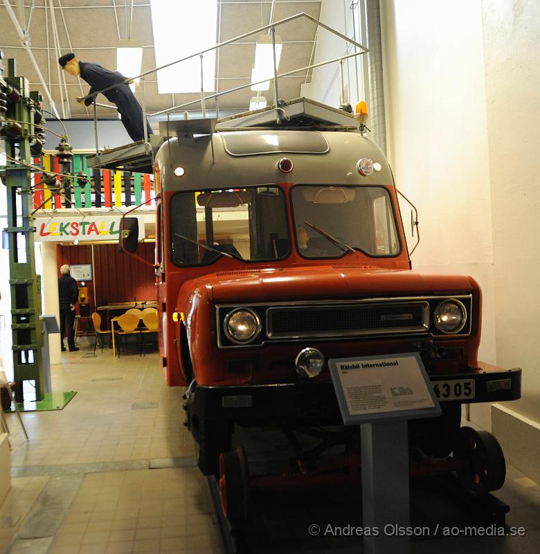 _DSC3058.JPG - Öppet hus på järnvägsmuseumet i Ängelholm. John Pohlman invigde utställningen "Oj det snöar". Man körde även med ånglok mellan Ängelholm-Åstorp som man kunde åka med.