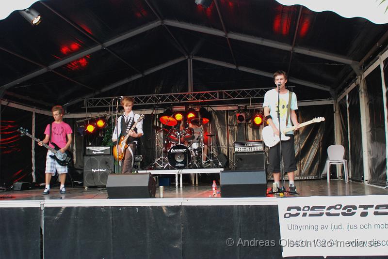 DSC_0074.JPG - Relax festivalen i Ängelholm - Tobias och hans band.