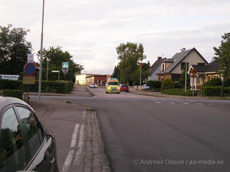 P1016587.JPG - Vid 19,30 tiden Larmades Räddningstjänst och ambulans till Klippan. Det var en motorcykel som hade kört och vält och börjat brinna. Föraren klarade sig utan skador!